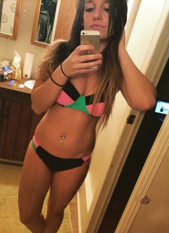 10P Hot college coeds take selfies of their amazing bodies at home