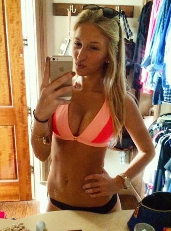 10P Hot college coeds take selfies of their amazing bodies at home