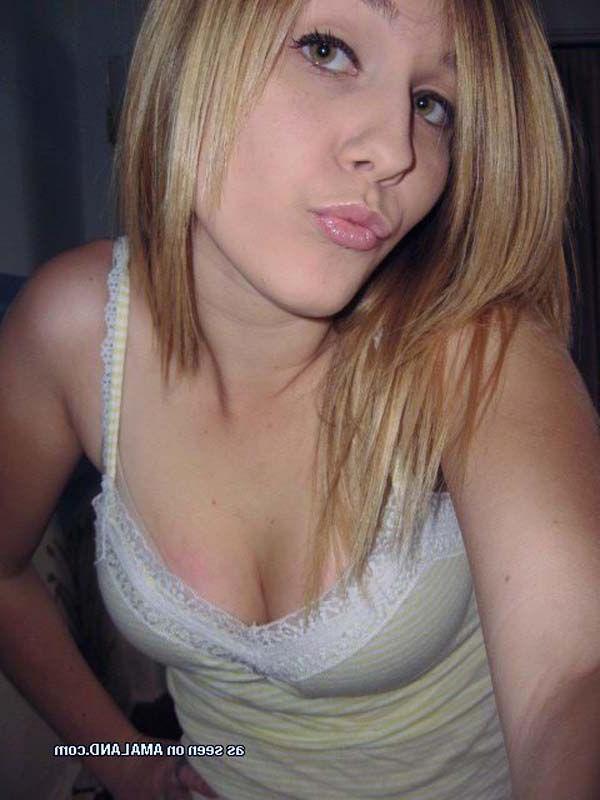 16P Pictures of hot and wild teen girlfriends going at it