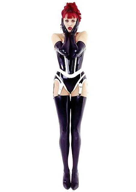 25P And out comes the latex....