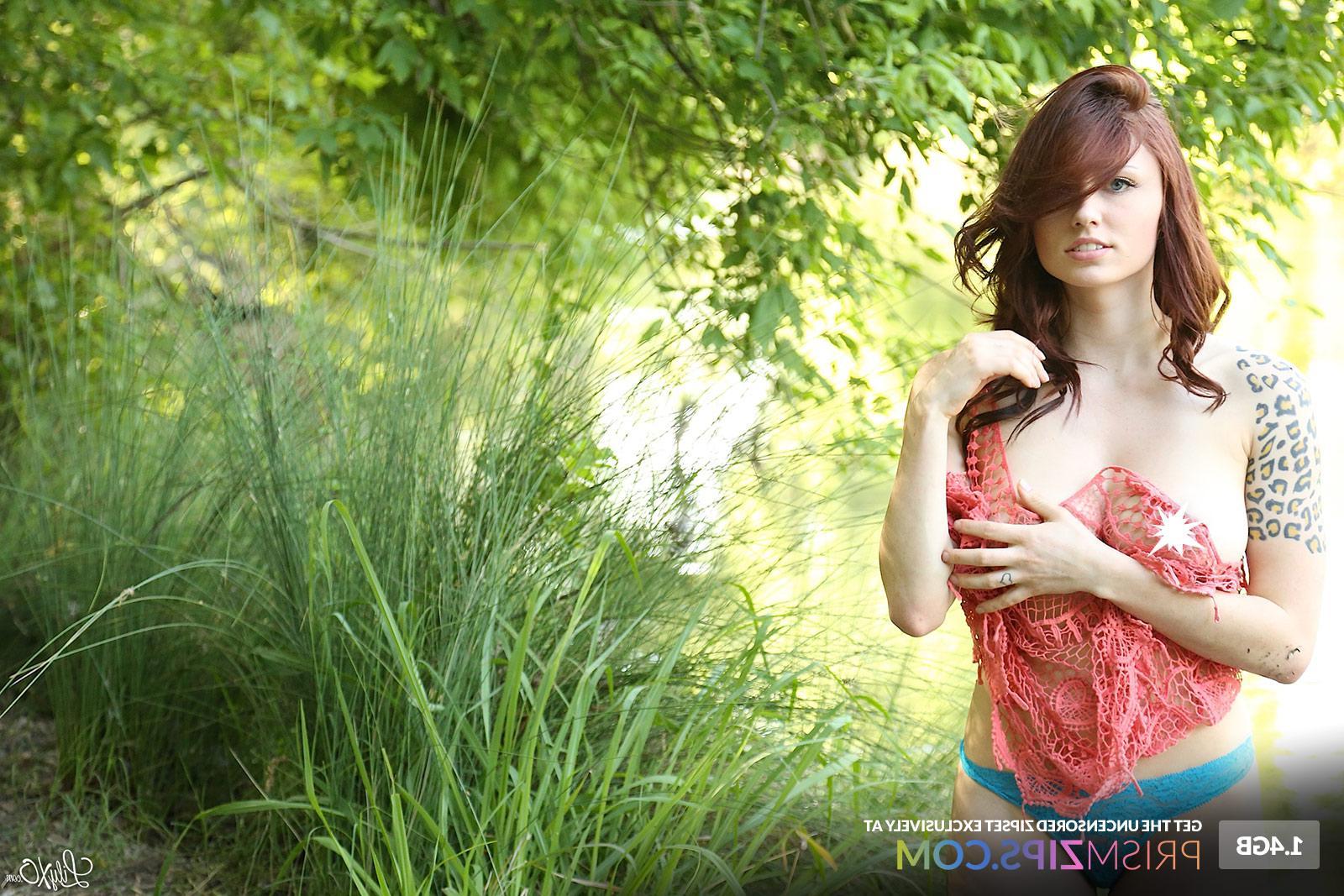 15P Lily Xo does her first time topless / nude set at Prism Zips!