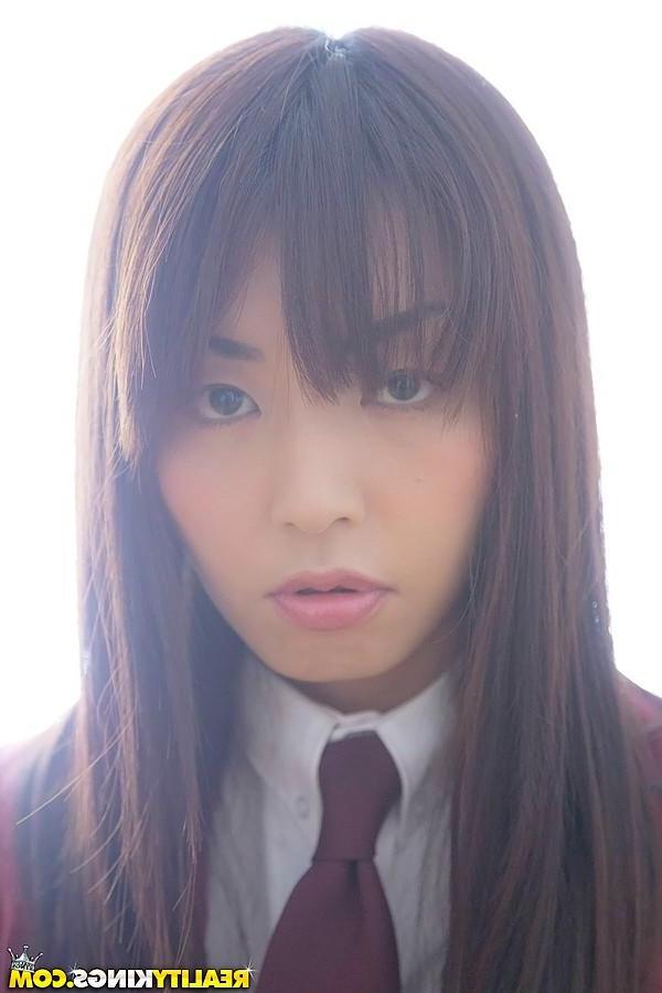 12P Pictures of a hot asian schoolgirl sucking cock and getting fucked