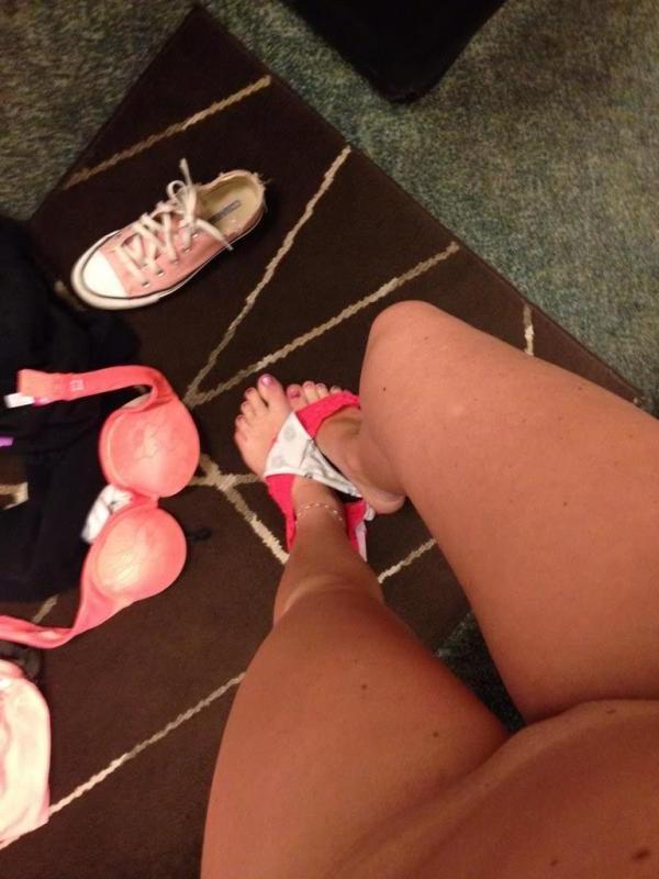14P Hot college coed doing a striptease for you