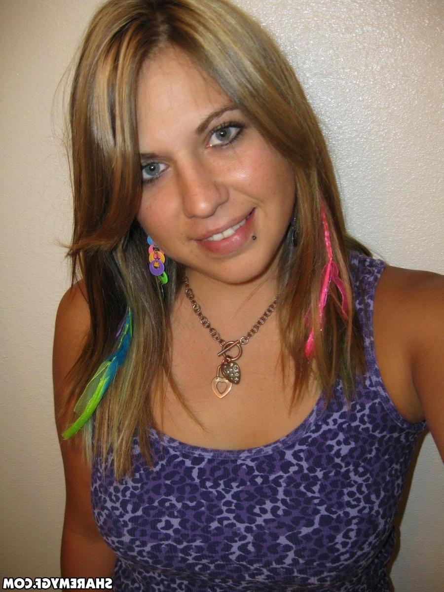 20P Amateur blonde coed shares pics of her big boobs