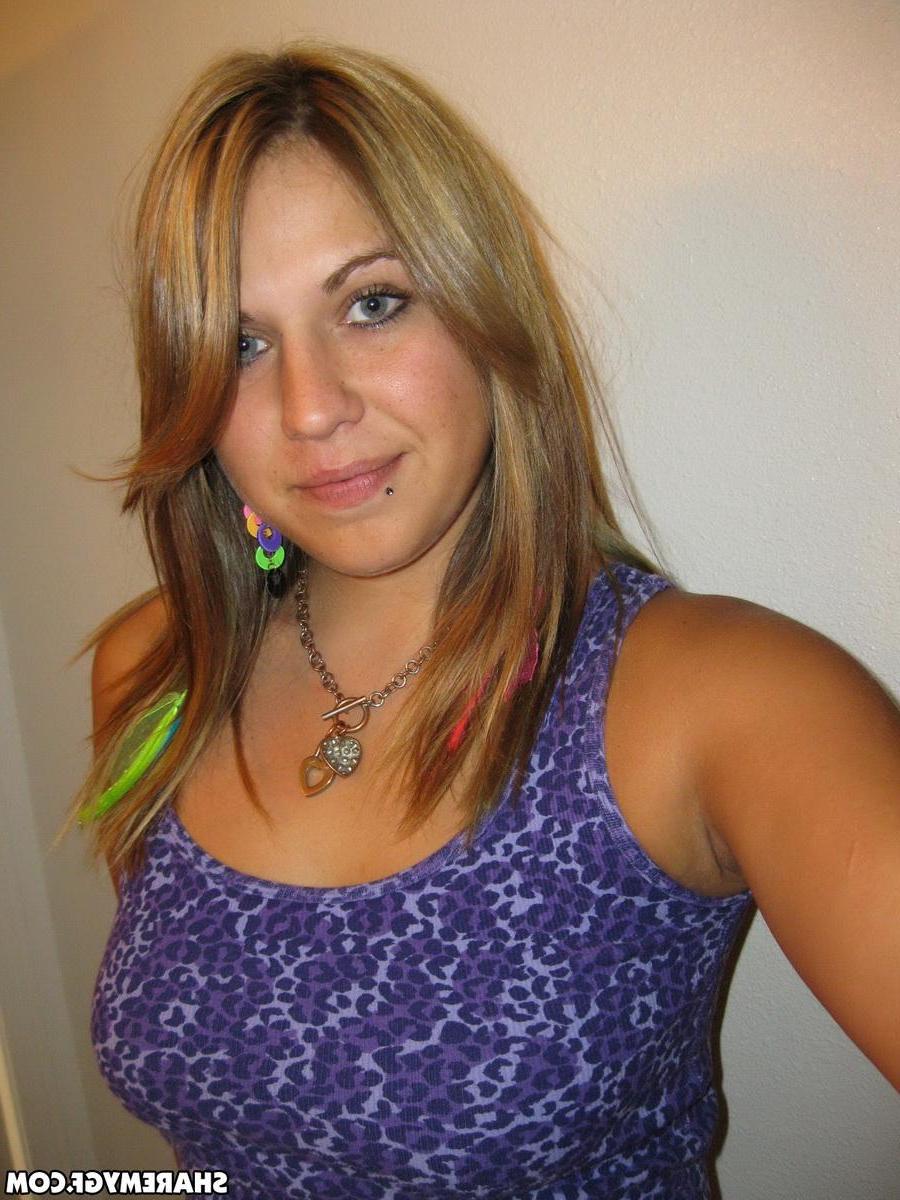 20P Amateur blonde coed shares pics of her big boobs