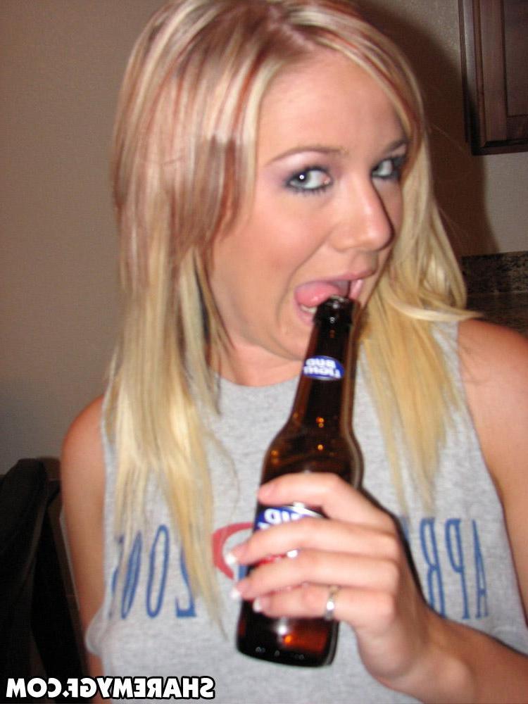 20P Hot blonde coed drinks a beer and flashes her fun parts
