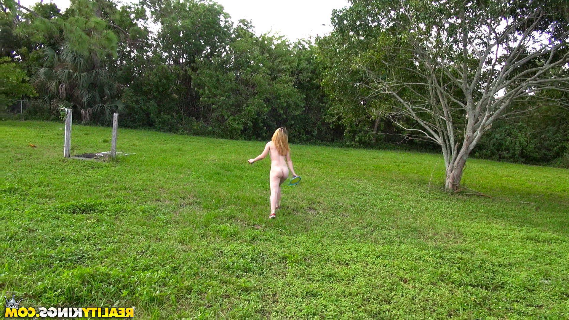 20P Blonde teen Bridgette Ryder fucks a stranger in a park