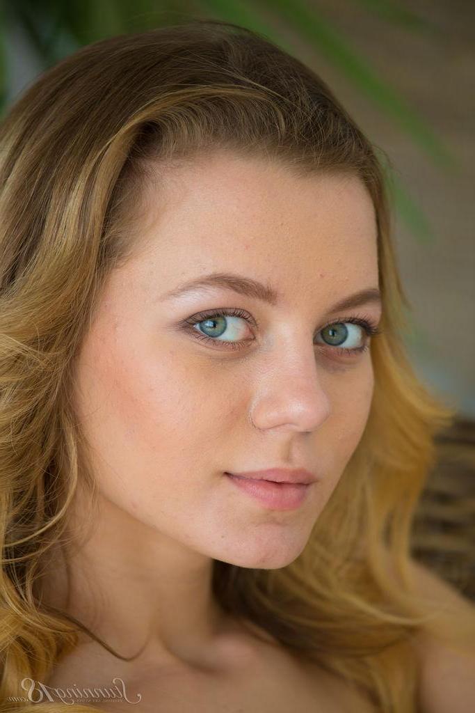 16P Blonde teen Anges strips out of her dress for you in "Under A Palm Tree"