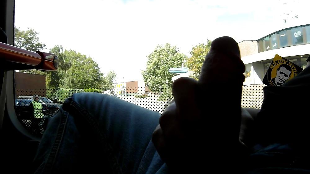 12P Bus Masturbation