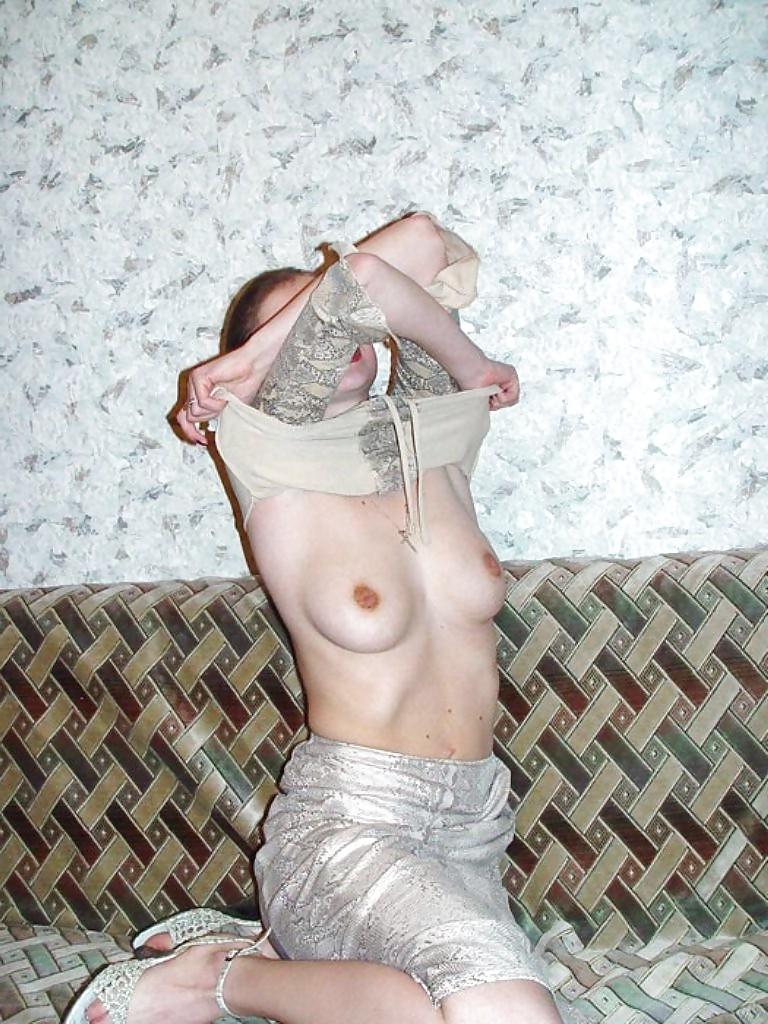 25P RUSSIAN GIRLS ARE HORNY IV