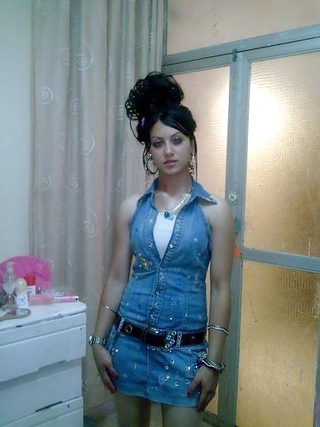 8P Facebook 2