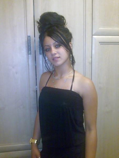 8P Facebook 2