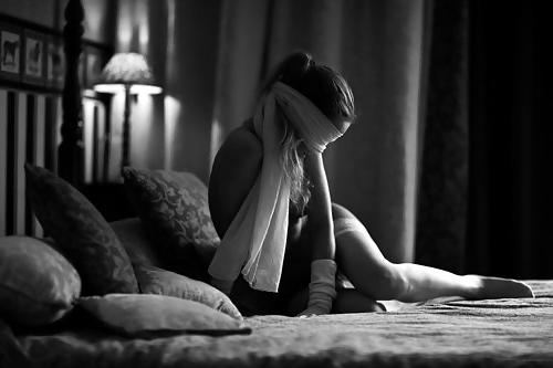 18P Blindfolded Sensuality