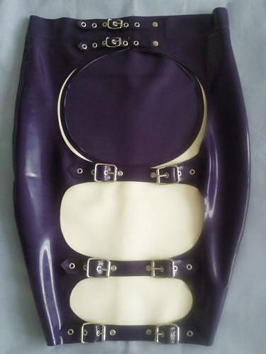 5P Laura s Latexrock zu verkaufen !!