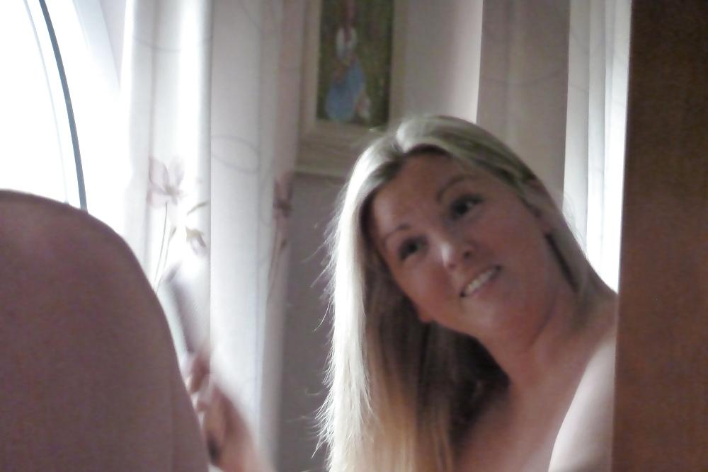 13P Lady in wedding dress