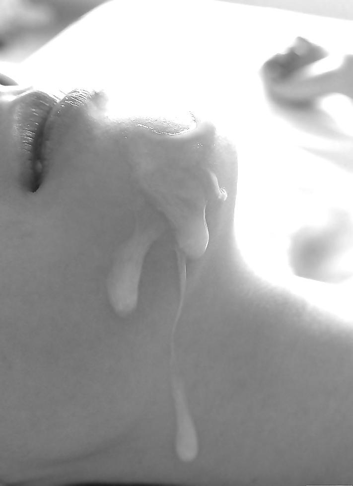 10P Blowjobs in Black&White #1