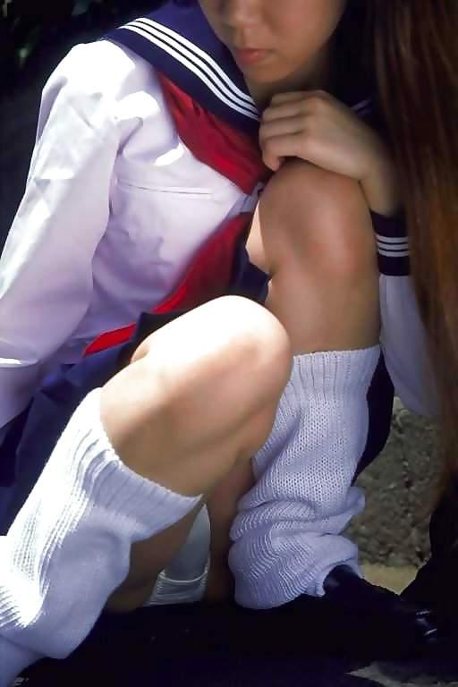 25P High school girls 07