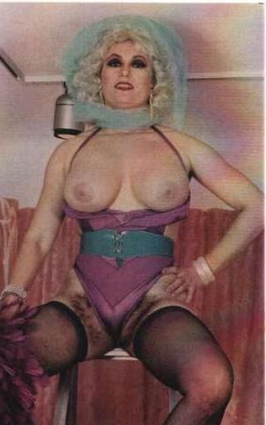 10P Retro hairy amateurs porn pics
