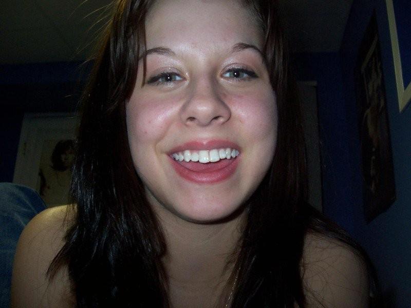15P Real amateur teens get naughty