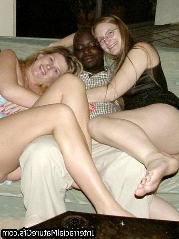 15P Interracial Mature Girlfriends taking black cock