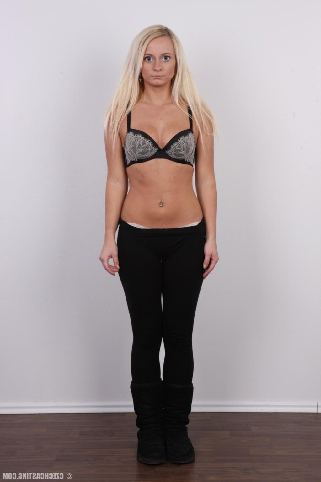 17P Petite blonde teen in casting pics