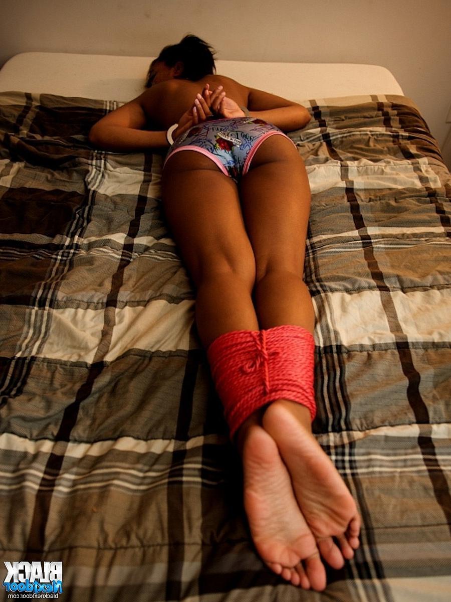 10P Tied teen GF sexy private pics
