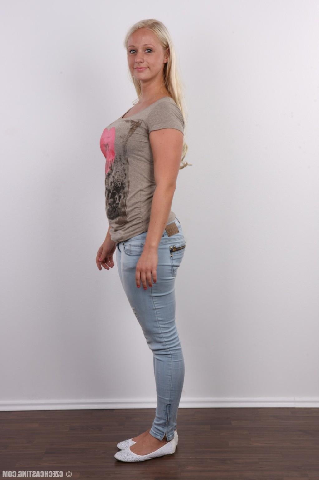 15P Busty blonde teen poses naked