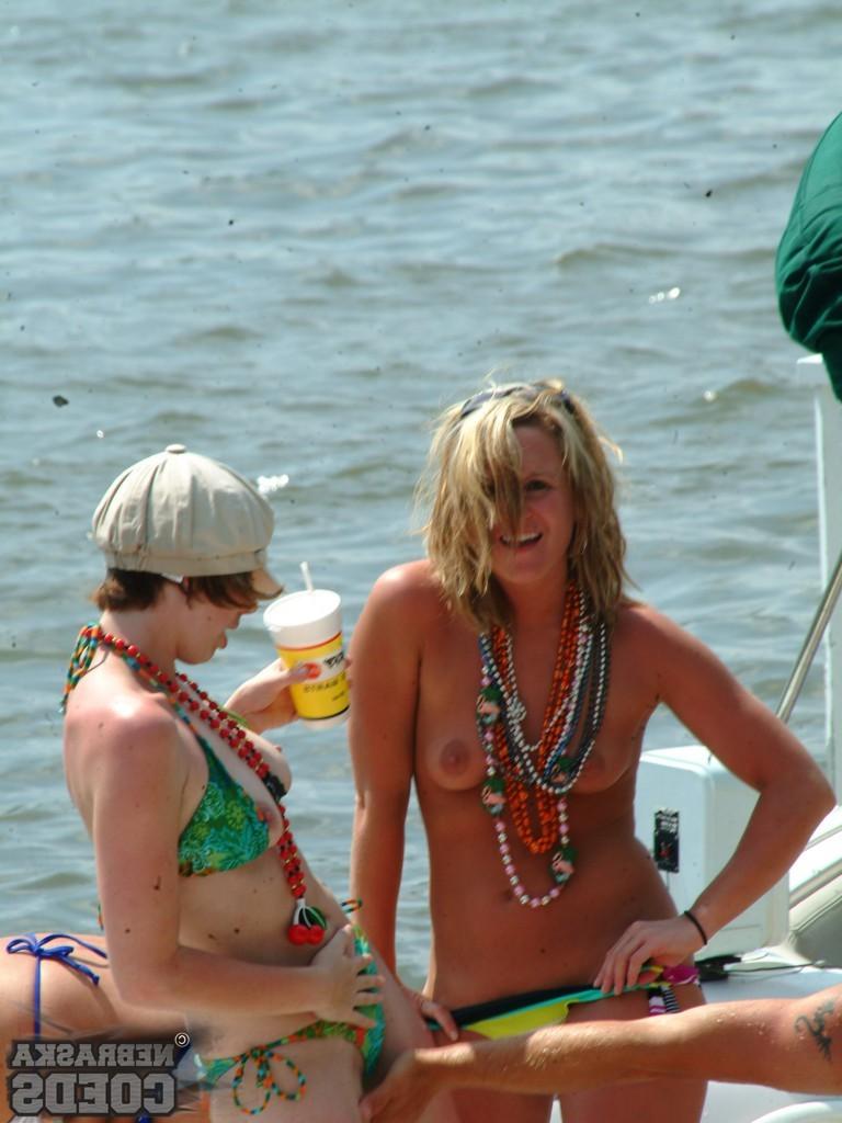 12P Nebraska Coeds go wild during spring break at Party Cove