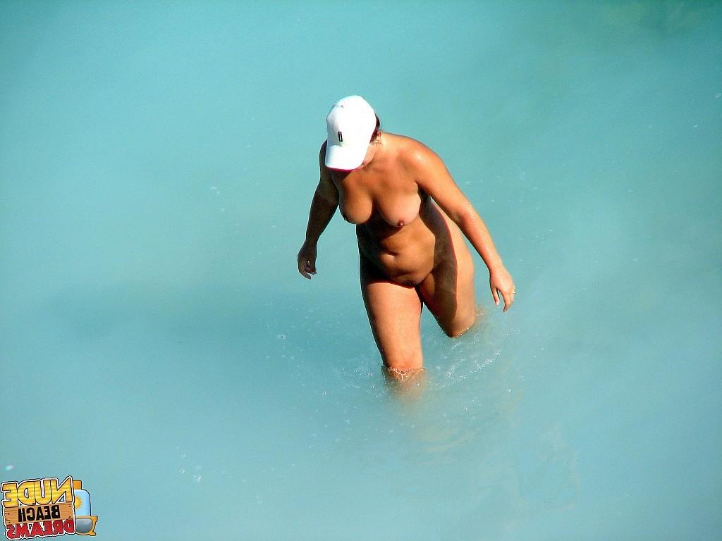 15P MILFs sunbathing all naked