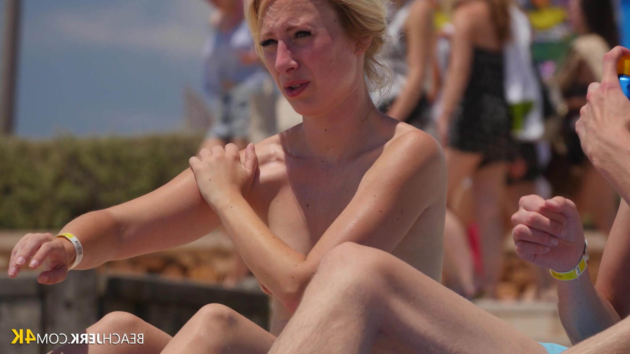 16P Big Blonde Nips
