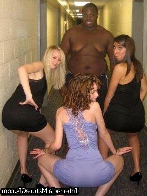 15P Interracial Mature Girlfriends taking black cock