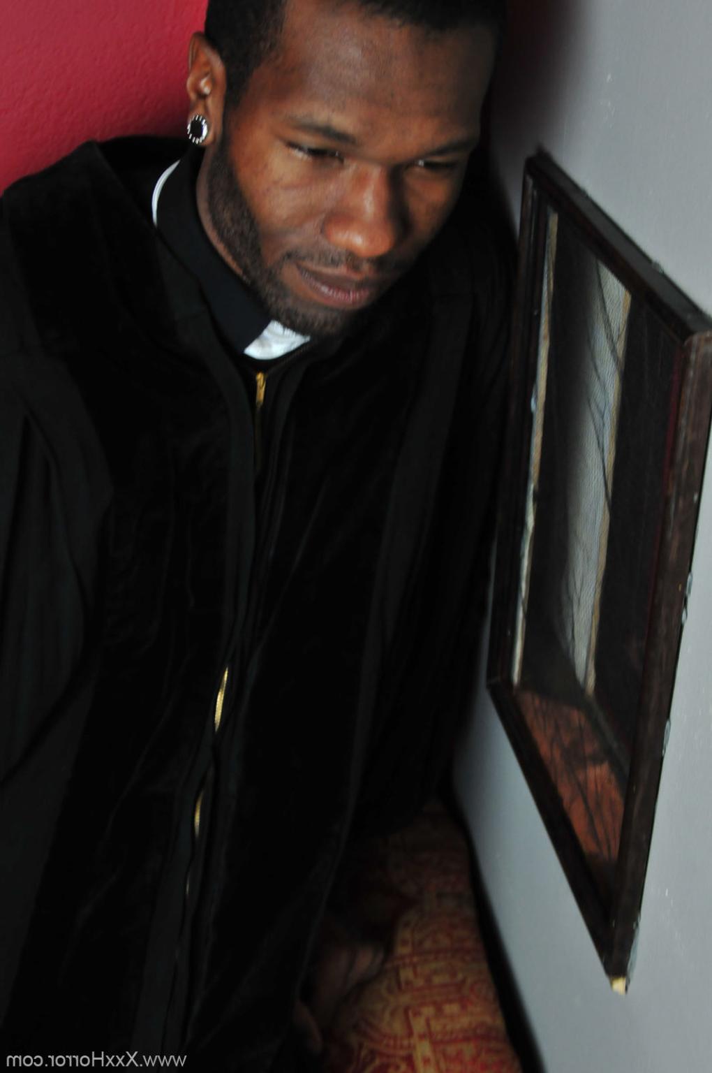 15P Nun and Priest masturbate in the booth