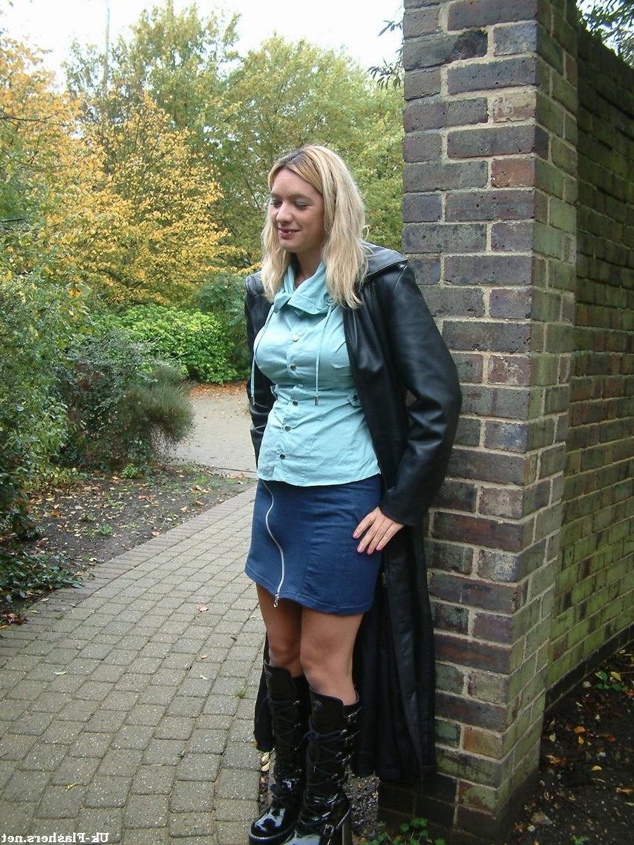 13P Emma Louise Pissing In Public and outdoor milf peeing on street 