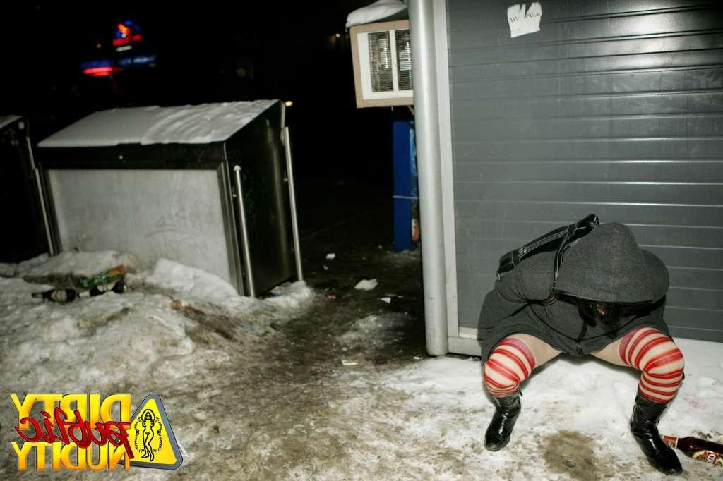 15P Monika pissing right infront night club