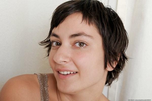 15P CeeJay is a very cute hairy coed hotty