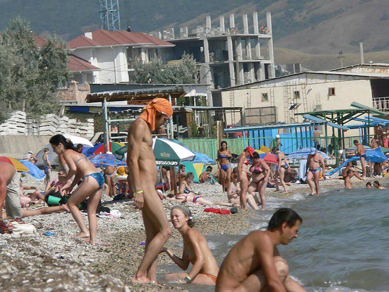 25P More Nudist Teens
