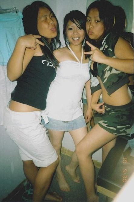 14P My asian slutty girlfriends sucking for a bucks