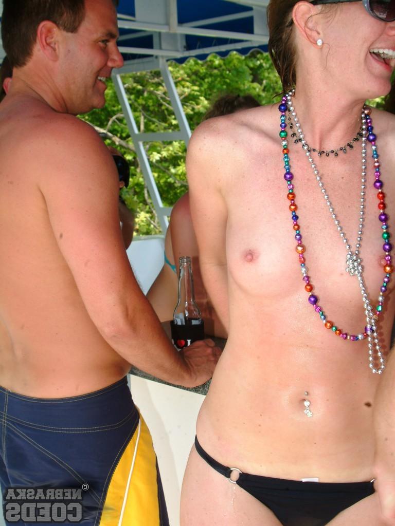 18P Nebraska Coeds get naked and naughty at Party Cove