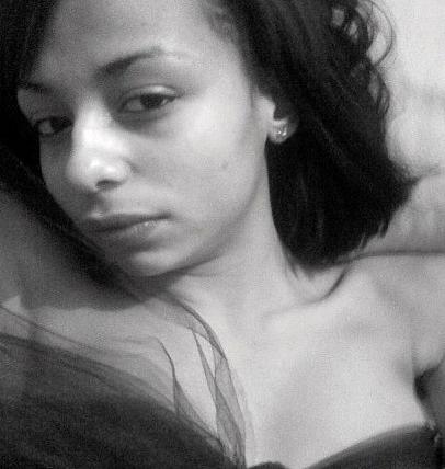 12P Stolen amateur shots of black teenies