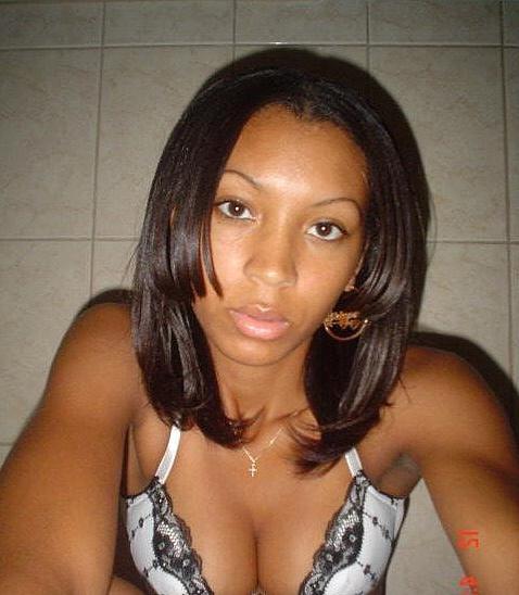 12P Stolen amateur shots of black teenies