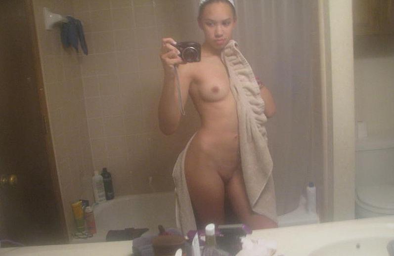 12P Stolen amateur shots of black teenies