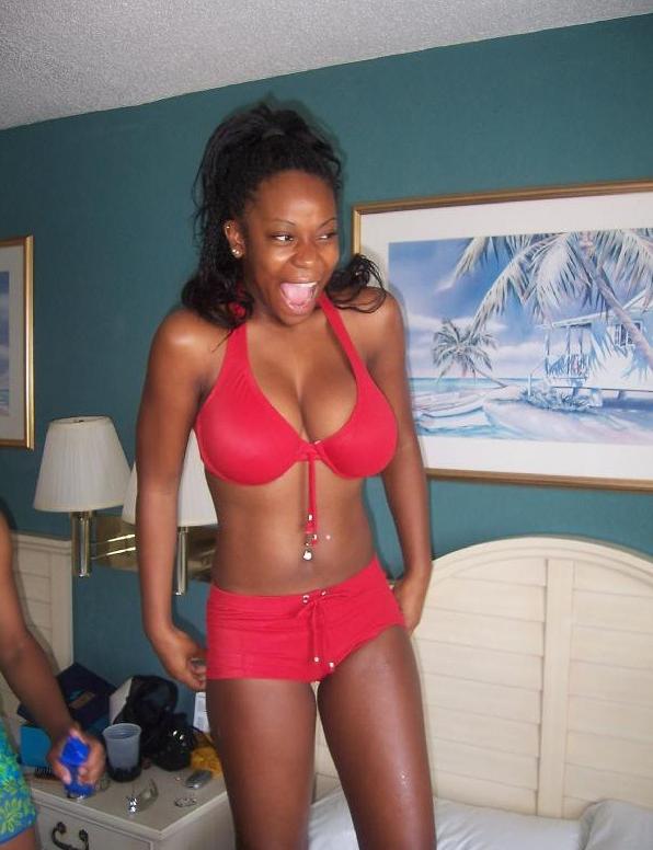 12P Stolen amateur shots of black teenies