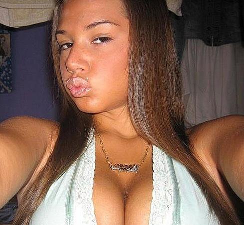 12P Stolen amateur shots of black teenies