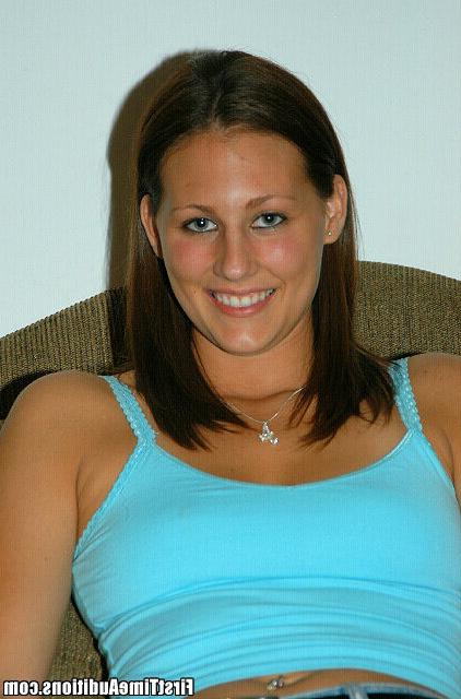 15P Hot first timer masturbates for the first time on camera