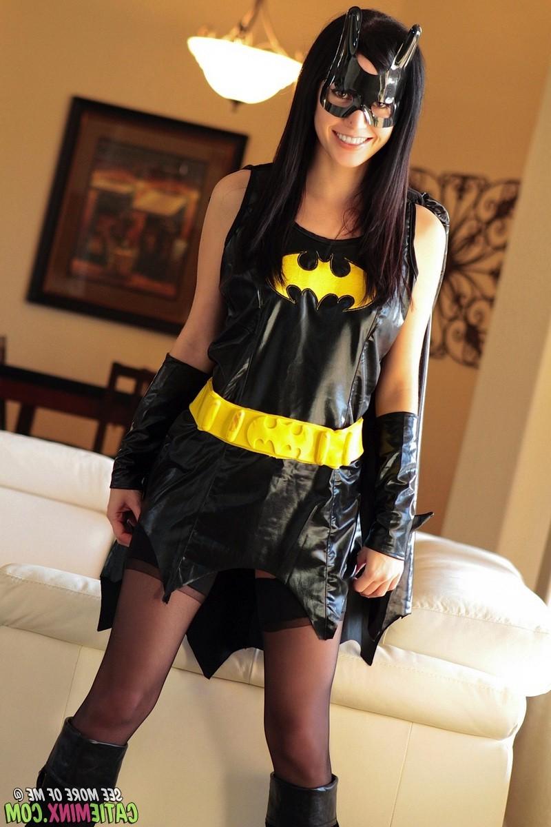 15P Cute teen cosplay girl