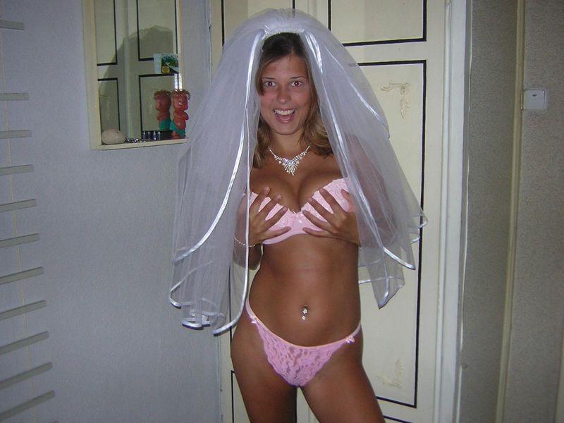 15P Amateur brides getting naughty on their wedding nights