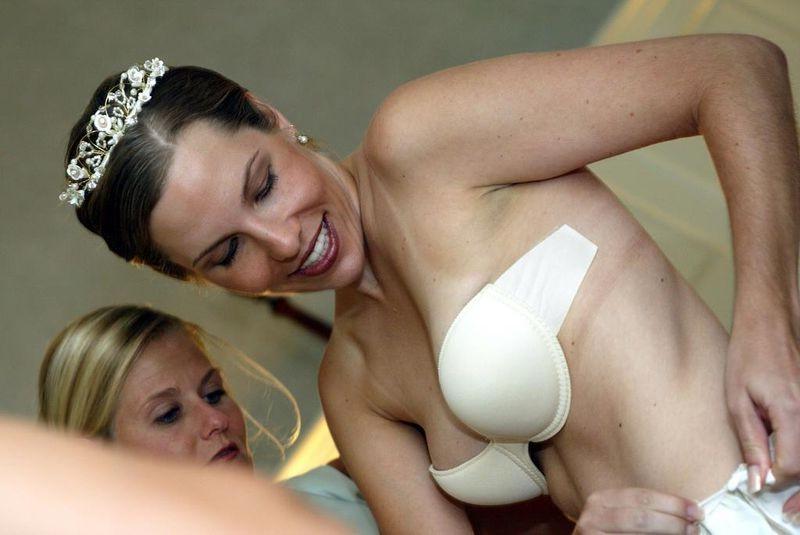 15P Amateur brides getting naughty on their wedding nights