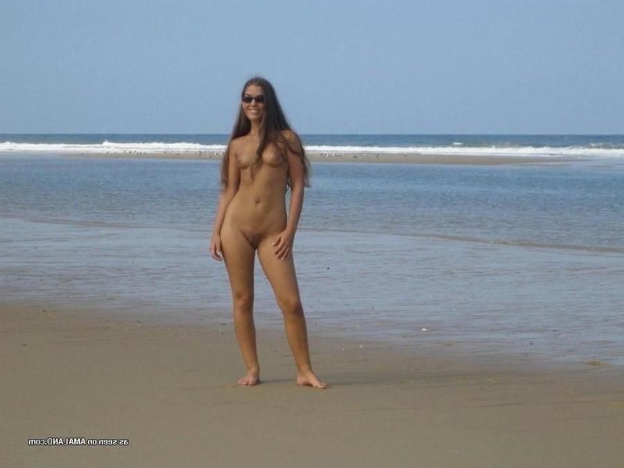 12P Girlfriend teasing her lover while posing naked outdoors