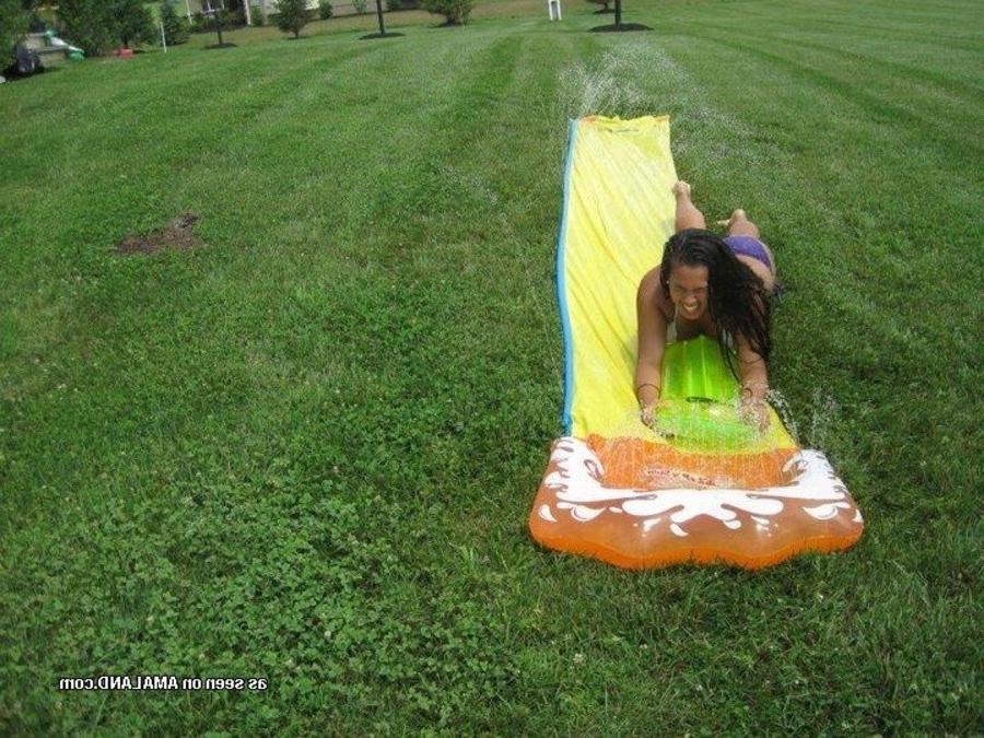 12P Collection of sexy amateur chicks having fun outdoors