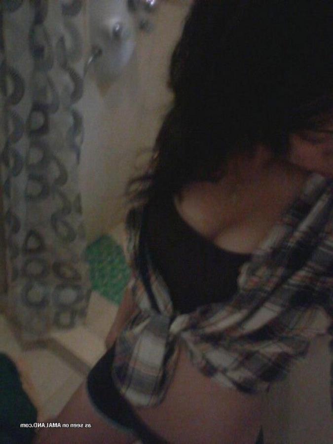 12P Tight Latina teen selfshooting and posing with friends